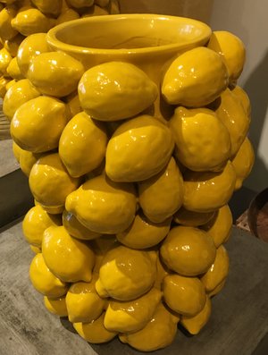 citronvase inspiration bertelsenblomster